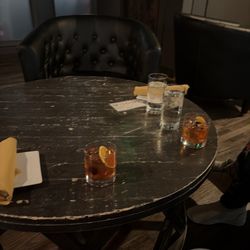 Moody's Lounge - The lounge