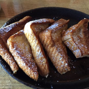 Two Cracked Eggs Cafe - Breakfast & Brunch Near Me - Savannah, Georgia