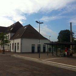Bahnhof Nortorf - Bahnhof mit Vorplatz (mit Bussteigen)
