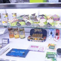 Essence Las Vegas >> Essence Cannabis Dispensary 117 Photos 176 Avis Essence Las Vegas >> Essence Cannabis Dispensary 117 Photos 176 Avis