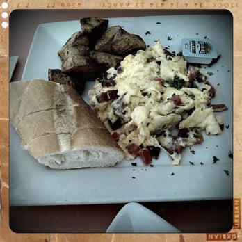 Starling Diner - Daily scrambles - roma tomatoes, bacon and cheddar - New American Near Me - Long Beach, California