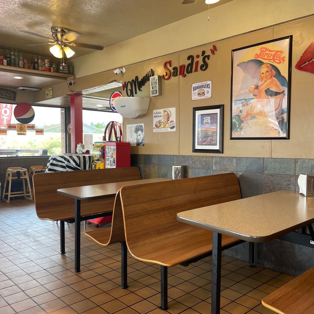 Sandi's Drive Inn - Interior - Burgers Near Me - Richfield, Utah Sandi's Drive Inn - Interior - Burgers Near Me - Richfield, Utah