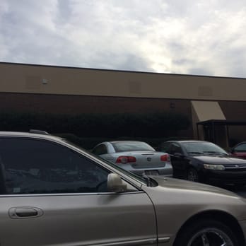 Sweetwater Middle School - Getto worst school you could ever send your kid to - Elementary Schools Near Me - Lawrenceville, Georgia