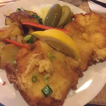 Stadtklause - Pork plate with potatoes, cabbage, and pickle! - German Near Me - Berlin, BE