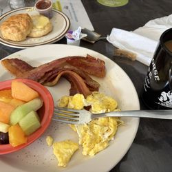 Wildhorse Cafe - Scramble egg, bacon, fruit and biscuit