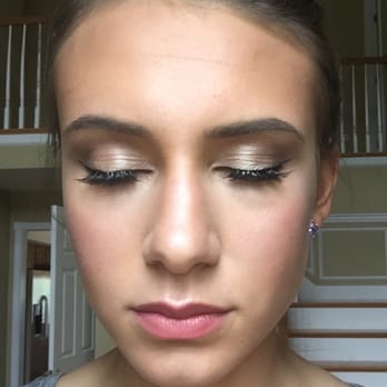 Lyndsay Simon Beauty - Makeup Artists Near Me - Boston, Massachusetts Lyndsay Simon Beauty - Makeup Artists Near Me - Boston, Massachusetts