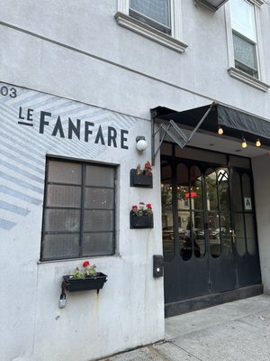 Le Fanfare by null Le Fanfare by null