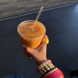 Snow & Crab - Thai tea