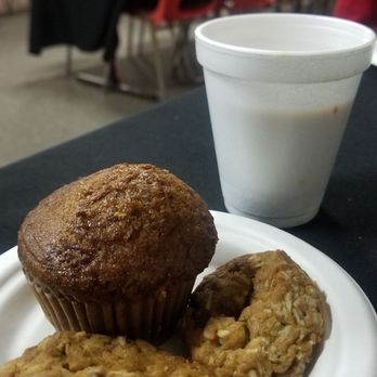 Grand River Dinner Cruises - There is an event room in which people can have breakfast snacks before the cruise. It includes cookies, muffins, juice, tea and coffee - Parks Near Me - Caledonia, Ontario Grand River Dinner Cruises - There is an event room in which people can have breakfast snacks before the cruise. It includes cookies, muffins, juice, tea and coffee - Parks Near Me - Caledonia, Ontario