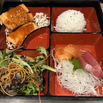 Haru Sushi And Grill - Lunch specials with Salmon Teriyaki and sashimi - Sushi Bars Near Me - Glendale, Arizona