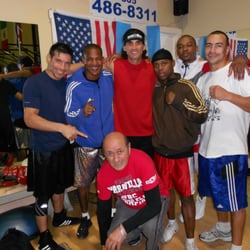 CMC Pro Boxing - With the Team after training. Sergio " Maravilla" Martinez, Mitch Williams, Azael"Turbo" Cozso. Javier"Abejon" Fortuna.