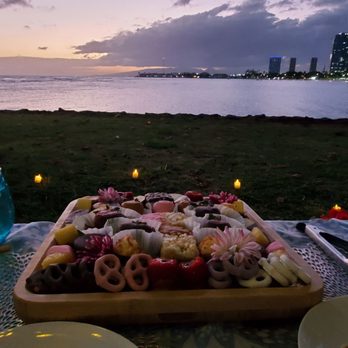 Oahu Premier Picnics - Party & Event Planning Near Me