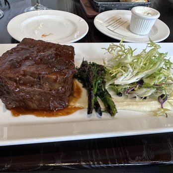 American Bounty Restaurant - Extremely tender short rib - New American Near Me - Hyde Park, New York