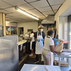 Cooper's Liquors & Deli