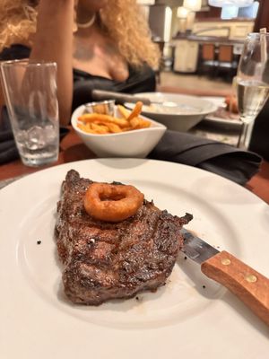 Augustino's Italian Eatery and Prime Steaks by null