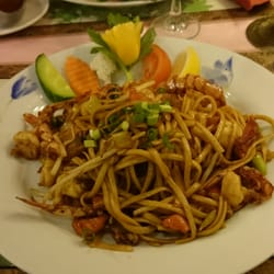 Kampuchea - Nouilles sauté aux scampis
