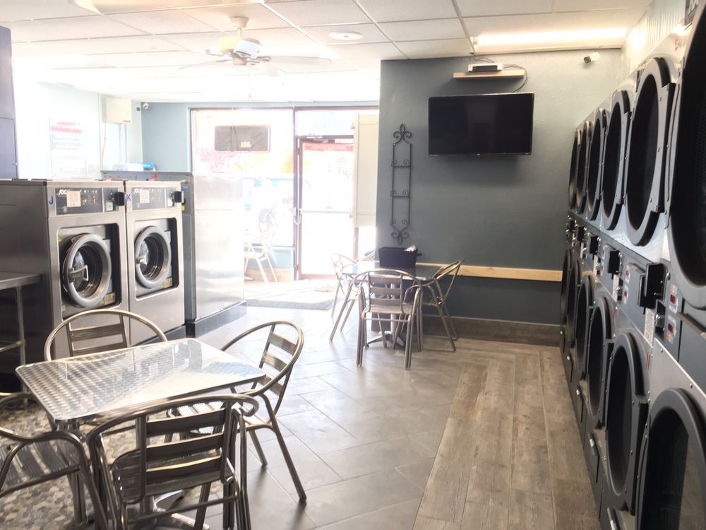 ROCKY MOUNTAIN LAUNDRIES Updated June 2024 11 Photos 701 Grand