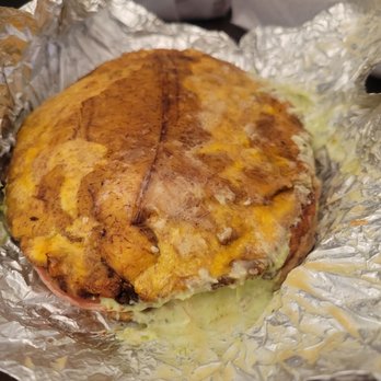 Patacon Pisao - cubano patacon - Venezuelan Near Me - New York, New York Patacon Pisao - cubano patacon - Venezuelan Near Me - New York, New York