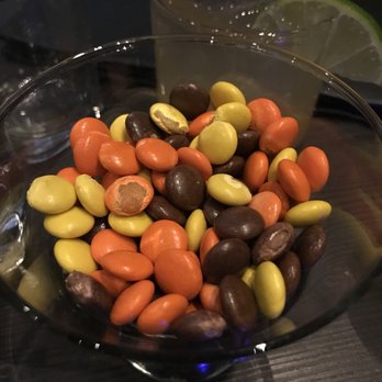 IPIC Fort Lee - Cinema Near Me - Fort Lee, New Jersey