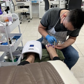Allure Nails & Spa - Pedicure with Kevin - Nail Salons Near Me - Napa, California
