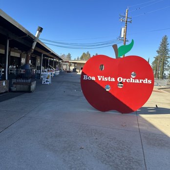Boa Vista Orchards - Fruits & Veggies Near Me - Placerville, California