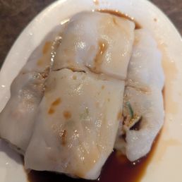 Steamed rice roll with beef Steamed rice roll with beef