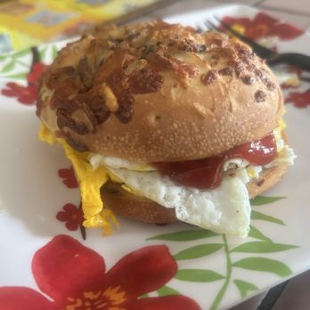 Noah's NY Bagels - Hash brown bagel with my own egg haha - Bagels Near Me - El Segundo, California Noah's NY Bagels - Hash brown bagel with my own egg haha - Bagels Near Me - El Segundo, California