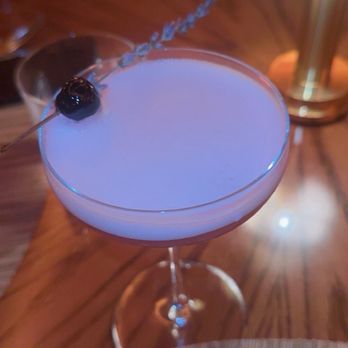 EVELYN - Lounges Near Me - Dallas, Texas