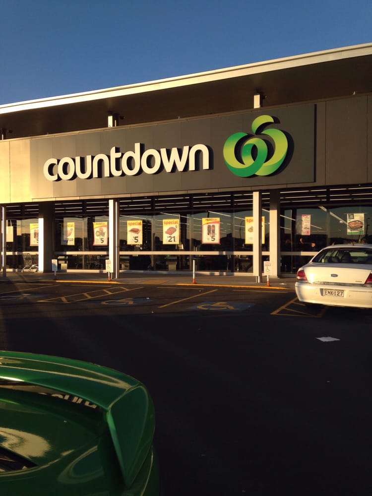 COUNTDOWN Updated September 2024 186192 Manukau Rd, Pukekohe