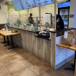 JJ'S Poke - Inside