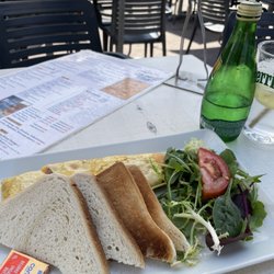Croisette Corner - Omelette