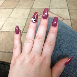 Dracut Nails and Spa
