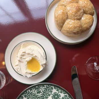 Capri - Honey buns with ricotta - Italian Near Me - Boston, Massachusetts