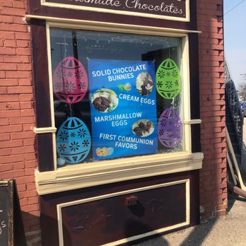 Anderson's Candy Shop - Desserts Near Me - Barrington, Illinois