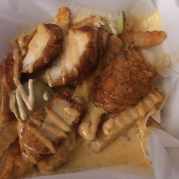 Fowl Play - Chicken N Cheese Fries - Southern Near Me - Hartford, Connecticut