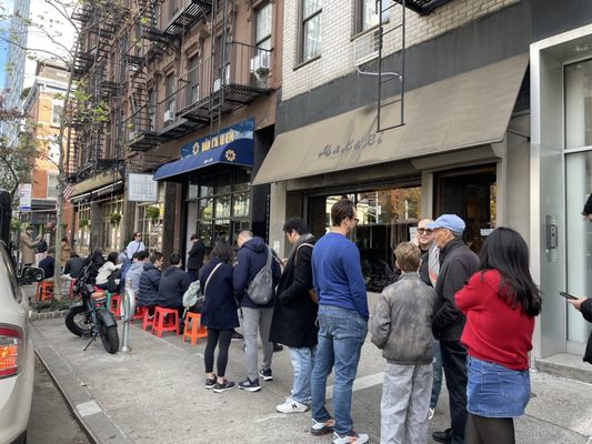 Bánh Anh Em by null