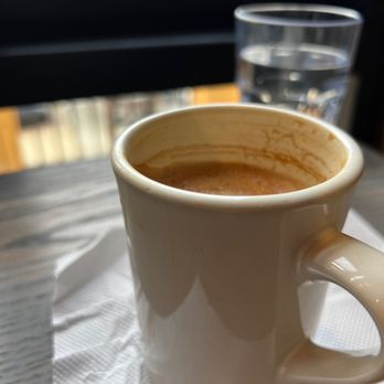 Overflow Coffee - Hot latte with oat milk - Coffee & Tea Near Me - Chicago, Illinois