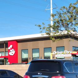 Southwest Marketplace - Jollibee - Filipino fast food - fronts Rainbow - 11/20/21