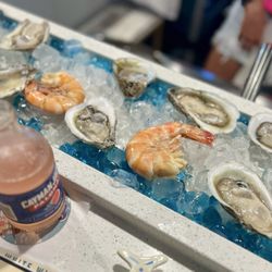 KC’s Oyster Shack - 4U and Oysters you can grab and eat at will.