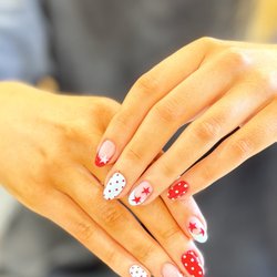 Red & blue stars and polka dots gel manicure