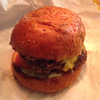 Fire Station - Black and gold burger - Pubs Near Me - London, XGL