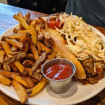 Kith And Kin - Chef's "Sandwich of the Week" a chorizo and steak combo that was very tasty - Breakfast & Brunch Near Me - Hudson, Massachusetts