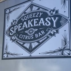 Squeezy Speakeasy Citrus Bar