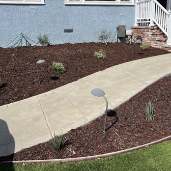 Arlot Builders - Landscaping front - General Contractors Near Me - Valley Village, California Arlot Builders - Landscaping front - General Contractors Near Me - Valley Village, California