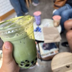 Bubbly Cup - Matcha latte with boba