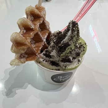 Devil & Angel Desserts - pistachio/vanilla soft serve w/ the croffle - Ice Cream & Frozen Yogurt Near Me - Folsom, California