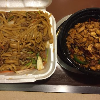 Yantze Restaurant - two take out containers of food - Chinese Near Me - Houston, Texas Yantze Restaurant - two take out containers of food - Chinese Near Me - Houston, Texas