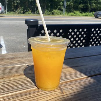 Square-Rigger Restaurant - Orange juice - Seafood Near Me - Edgartown, Massachusetts