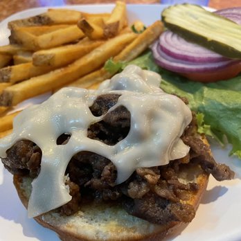 Mondo - Mondo burger - New American Near Me - Marblemount, Washington