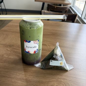 kyucafe - Blueberry iced Matcha Fruit 청 Latte & salmon triangle kimbab rice ball - Cafes Near Me - Los Angeles, California kyucafe - Blueberry iced Matcha Fruit 청 Latte & salmon triangle kimbab rice ball - Cafes Near Me - Los Angeles, California